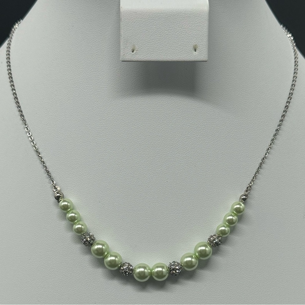 Vintage Joan Rivers Classic Collection Statement Necklace Mint Green Faux Pearl